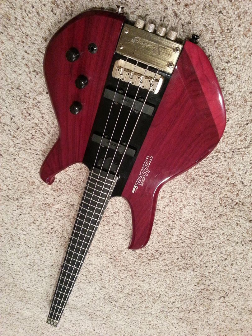 SOLD FS Washburn Status S1000 S70 Headless Bass